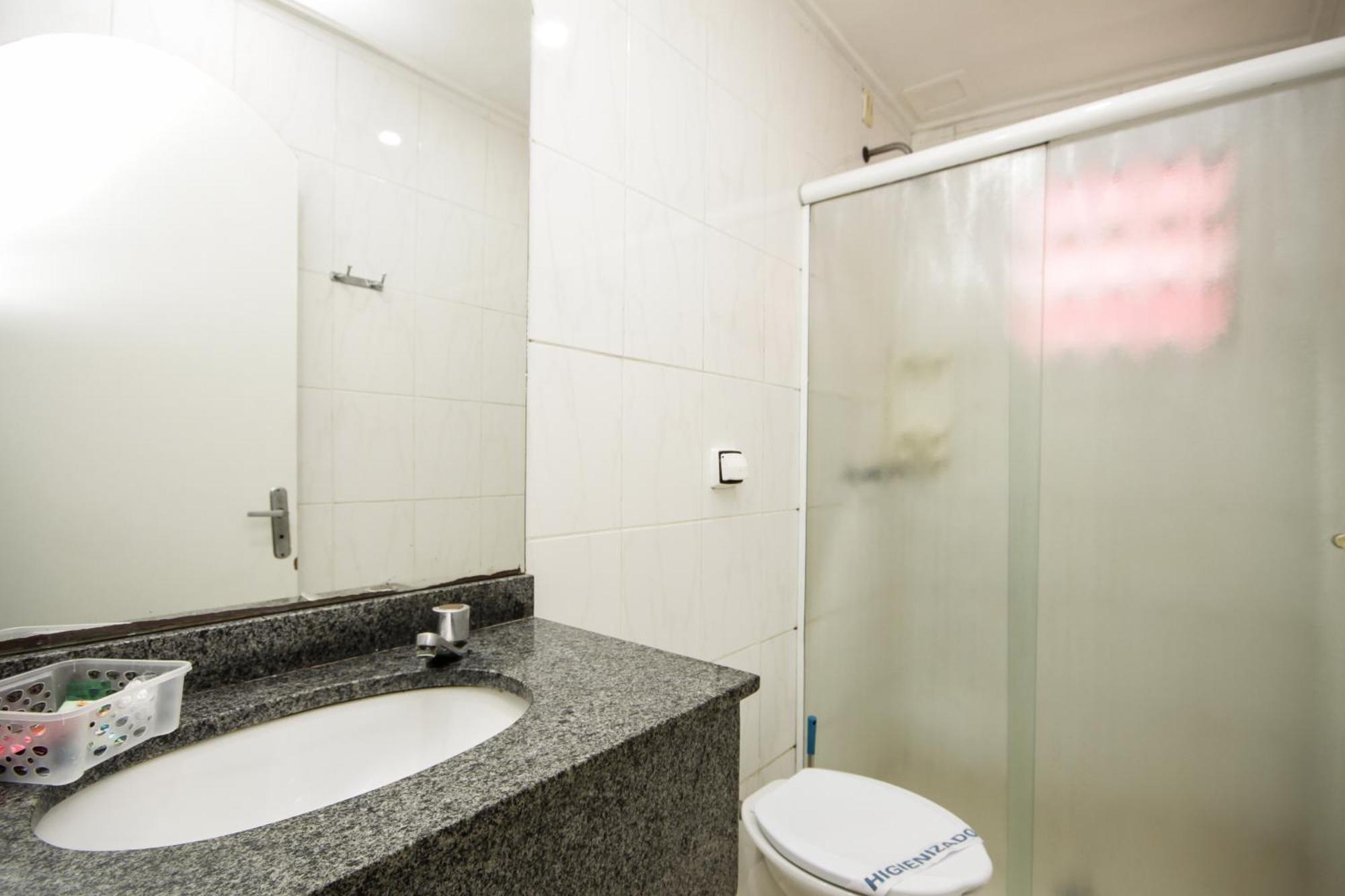 Mirage Motel Γκουαρούλιος Εξωτερικό φωτογραφία